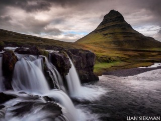 Kirkjufellsfoss und Kirkjufell